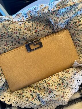 Gucci long wallet Rare Tom Ford Era Excellent condition